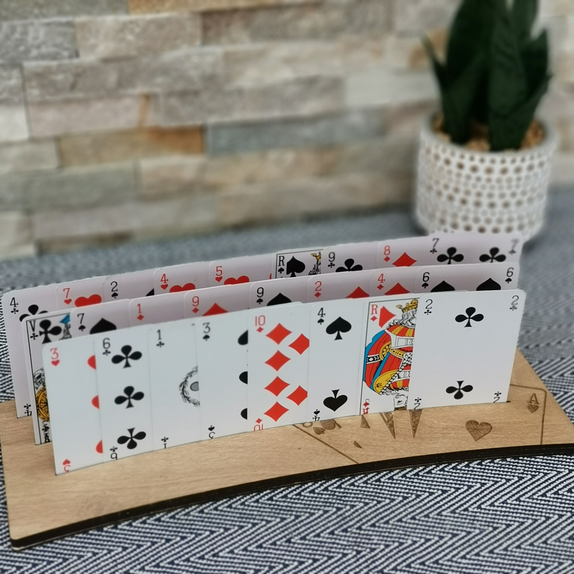 Support cartes jeux societe adulte