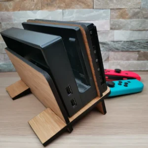 Support d'accueil dock Nintendo Switch, console et manettes de profil